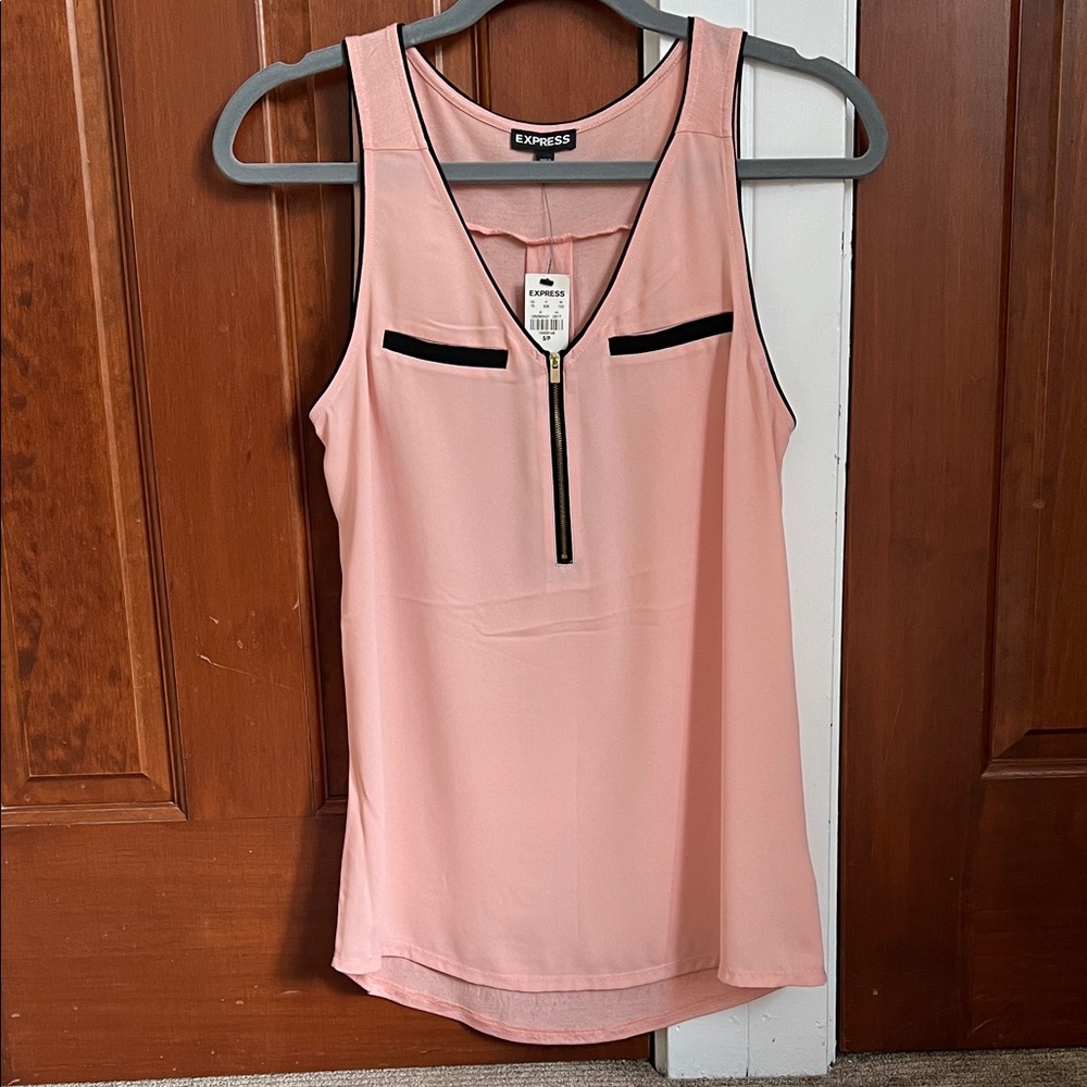 Express Light Pink Sleeveless V-Neck Tank Top
